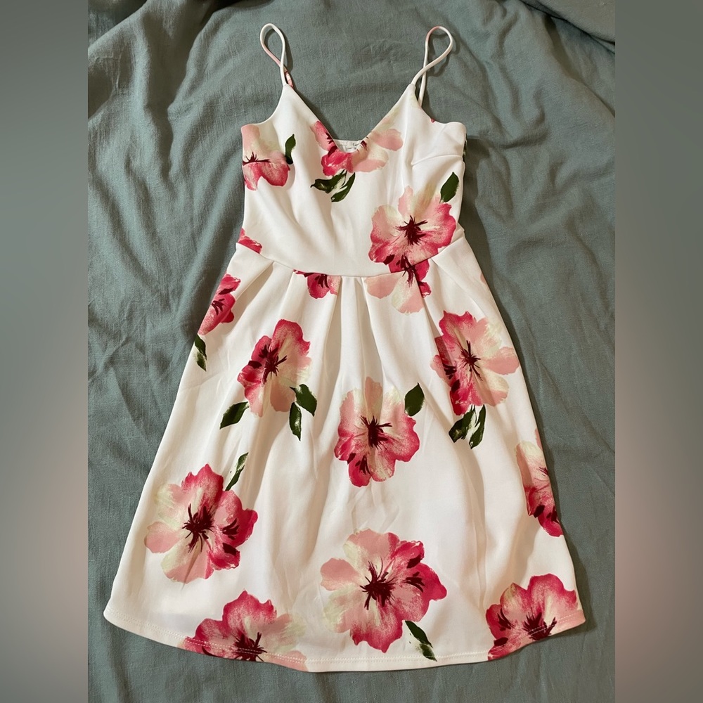 White floral stewpot womens dress